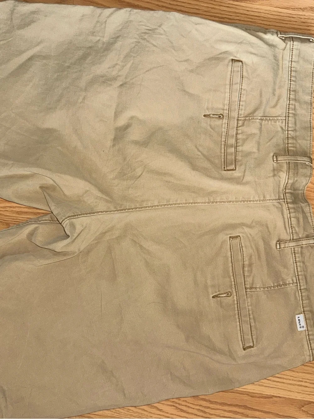 Levi’s Strauss Khaki Chino Shorts Men’s 36 Beige Casual Flat Front Cotton